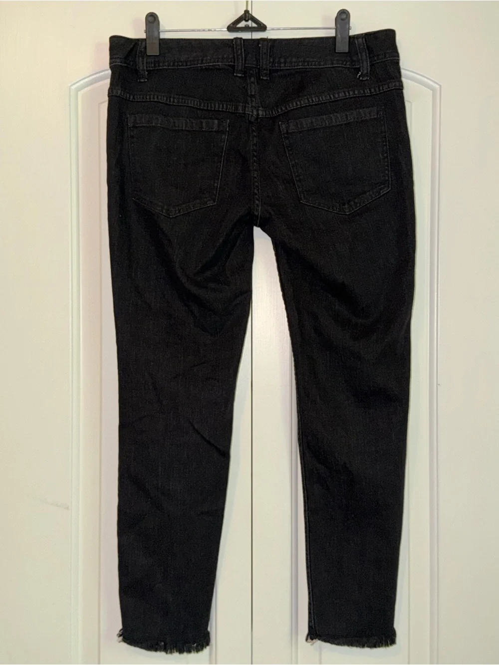 Free People Distressed Skinny Jeans in Washed Black
